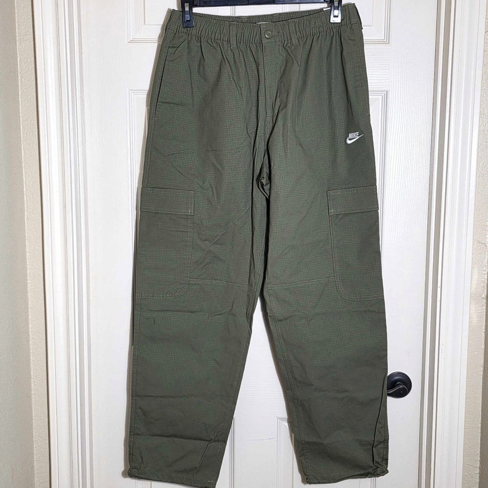 Nike Sportswear Club Woven Cargo Pants Men's M Loose Olive Green NWT HV1433-222